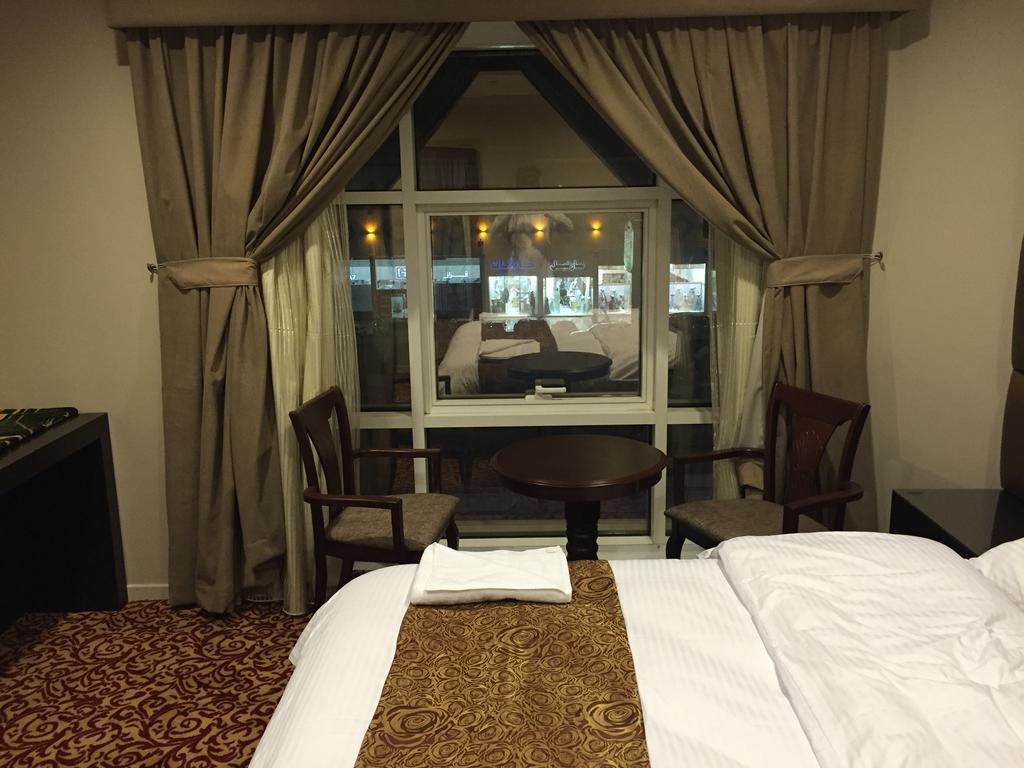 Ashbonh Hotel Suites Riyadh Ruang foto