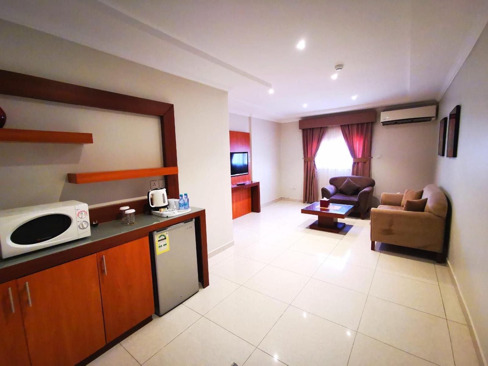 Ashbonh Hotel Suites Riyadh Bagian luar foto
